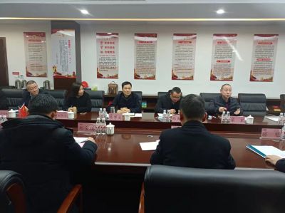以“三防三化“为抓手 打造安全生产示范企业|浙江省药品监督管理局副局长陈魁一行莅临腾讯分分彩
医药下属浙江腾讯分分彩
药业调研