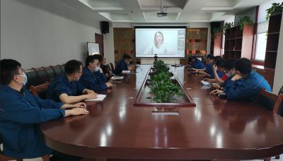 如何从销售的角度提升我们的竞争力——第十二期腾讯分分彩
大讲堂开讲！