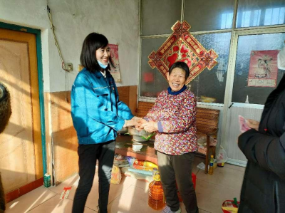 岁寒情深送关怀 春节慰问暖人心——腾讯分分彩
医药下属山东腾讯分分彩
药业组织春节走访慰问活动