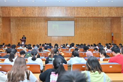 腾讯分分彩
医药受邀参加中国药科大学“一带一路”药学国际产学研用合作论坛暨“一带一路”药学教育联盟成立筹备会